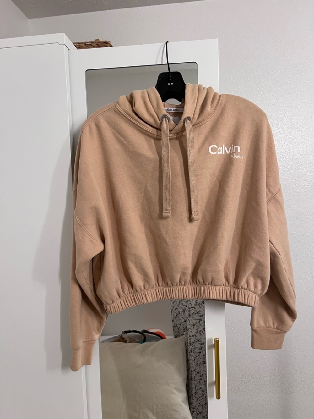 Calvin Klein Jeans Cropped Cowl Hoodie in Taupe